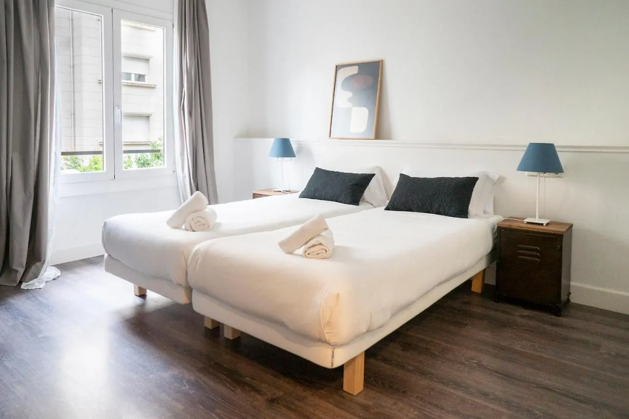 Casa Cosi - Casanova 2 Apartment Barcelona
